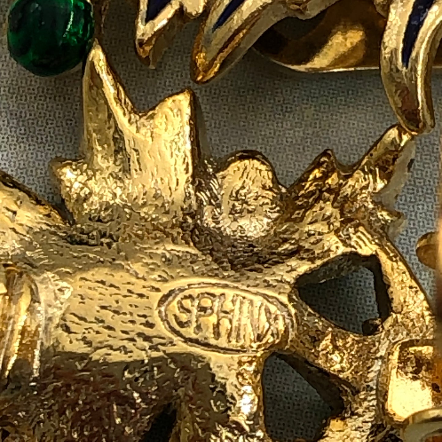 Sphinx İmzalı Vintage Mineli Çiçek Küpe