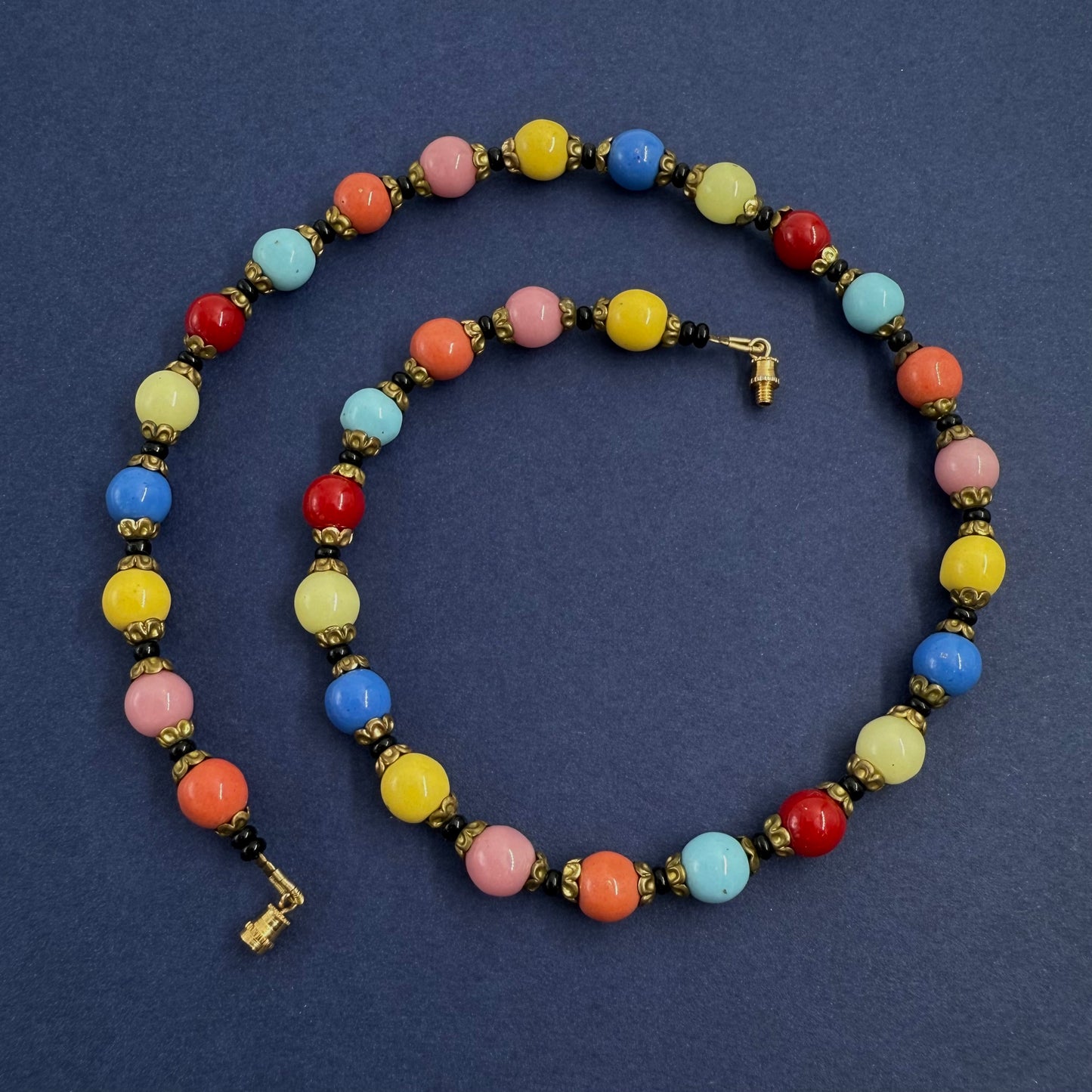 Vintage Çekoslovak Boncuklu Bonbon Kolye