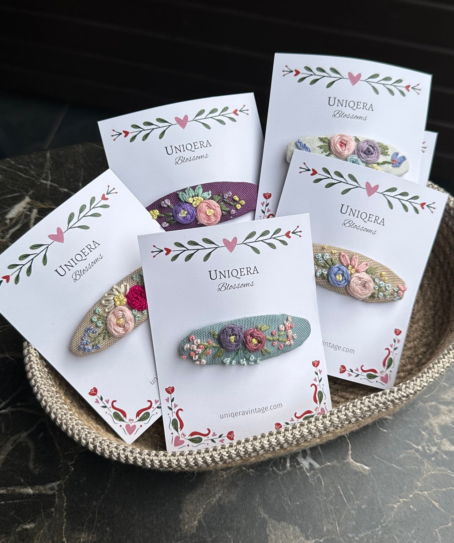 Blossoms El Yapımı Çiçekli Toka (Mürdüm)