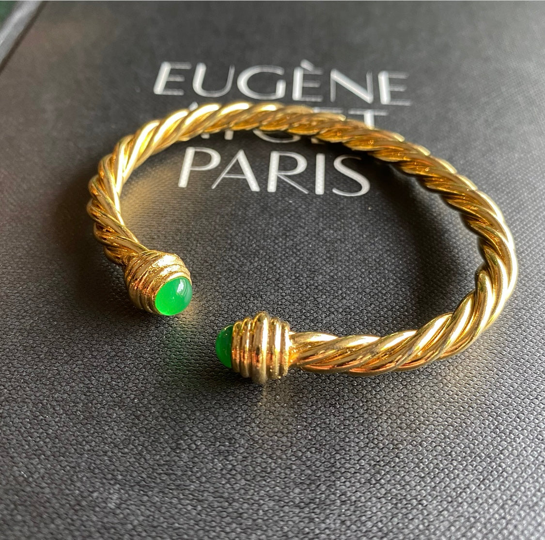 Cabochon Taşlı Burgu Bilezik