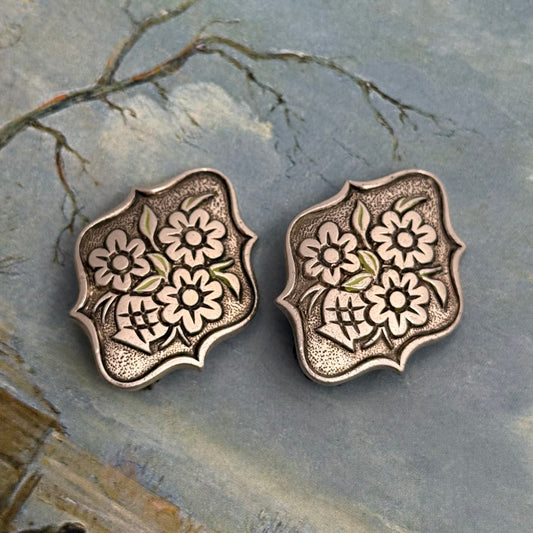 Vintage Çiçek Figürlü Gümüş Küpe