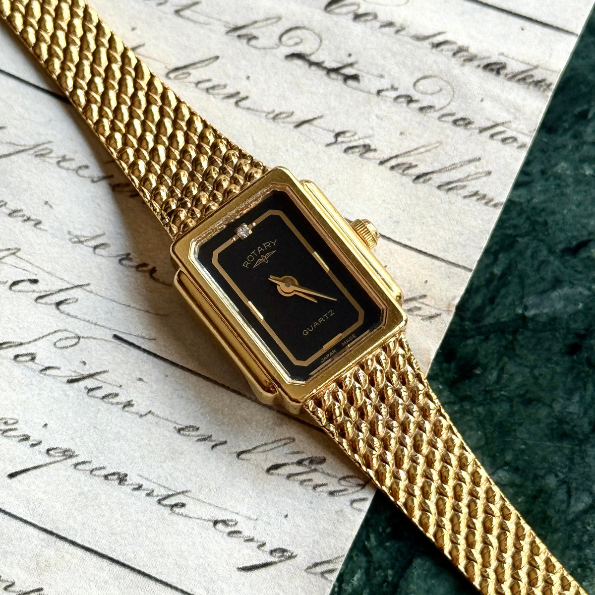 Rotary Siyah Kadranlı Vintage Saat