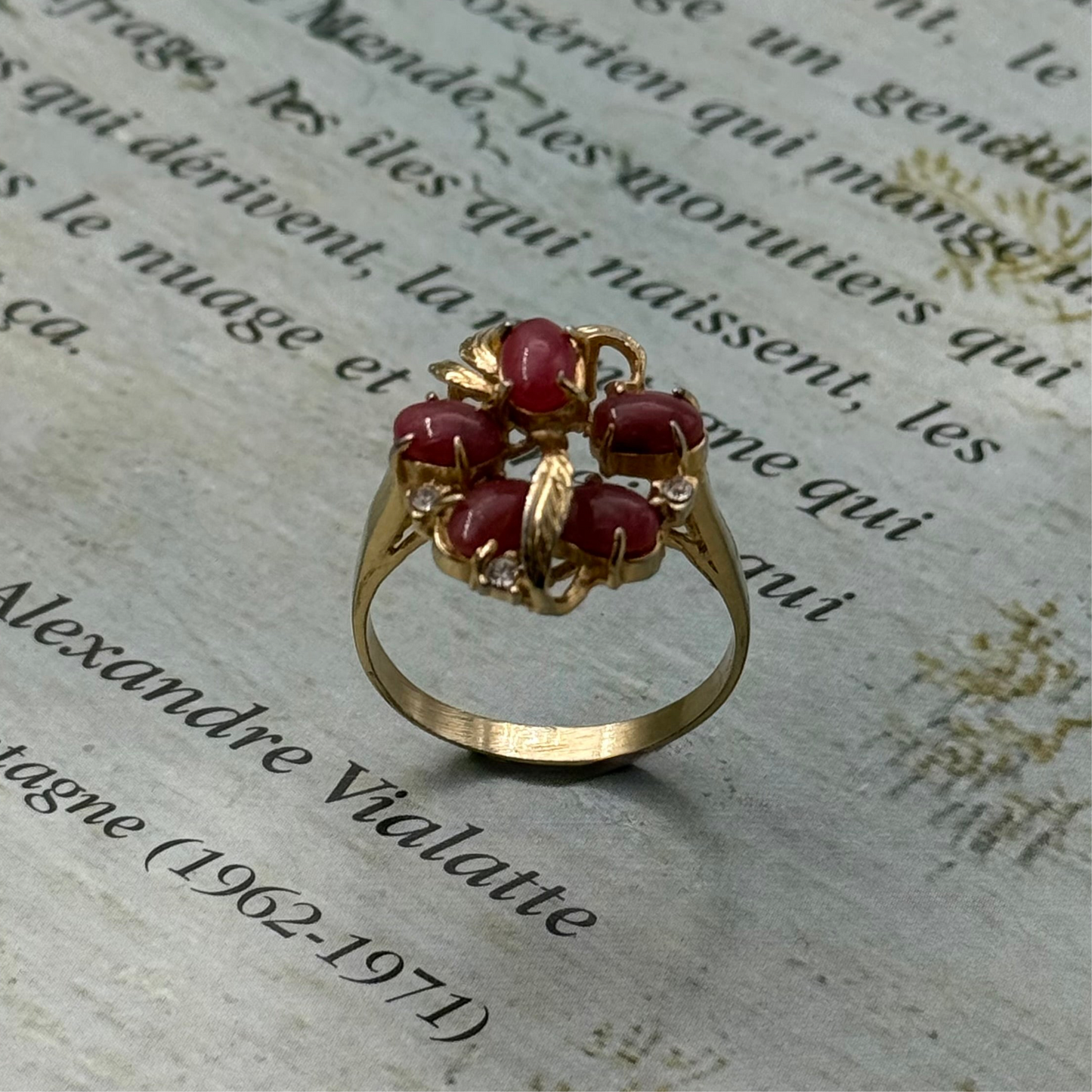 Vintage Cabochon Taşlı Yüzük