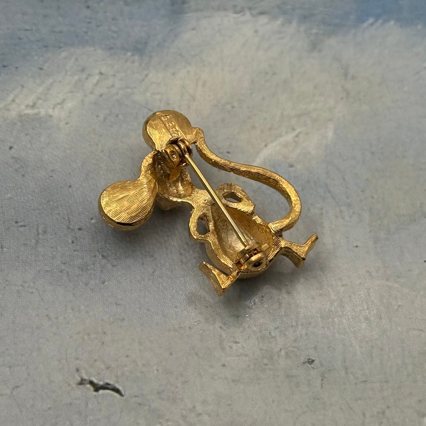 Sphinx İmzalı Vintage Fare Figürlü Broş