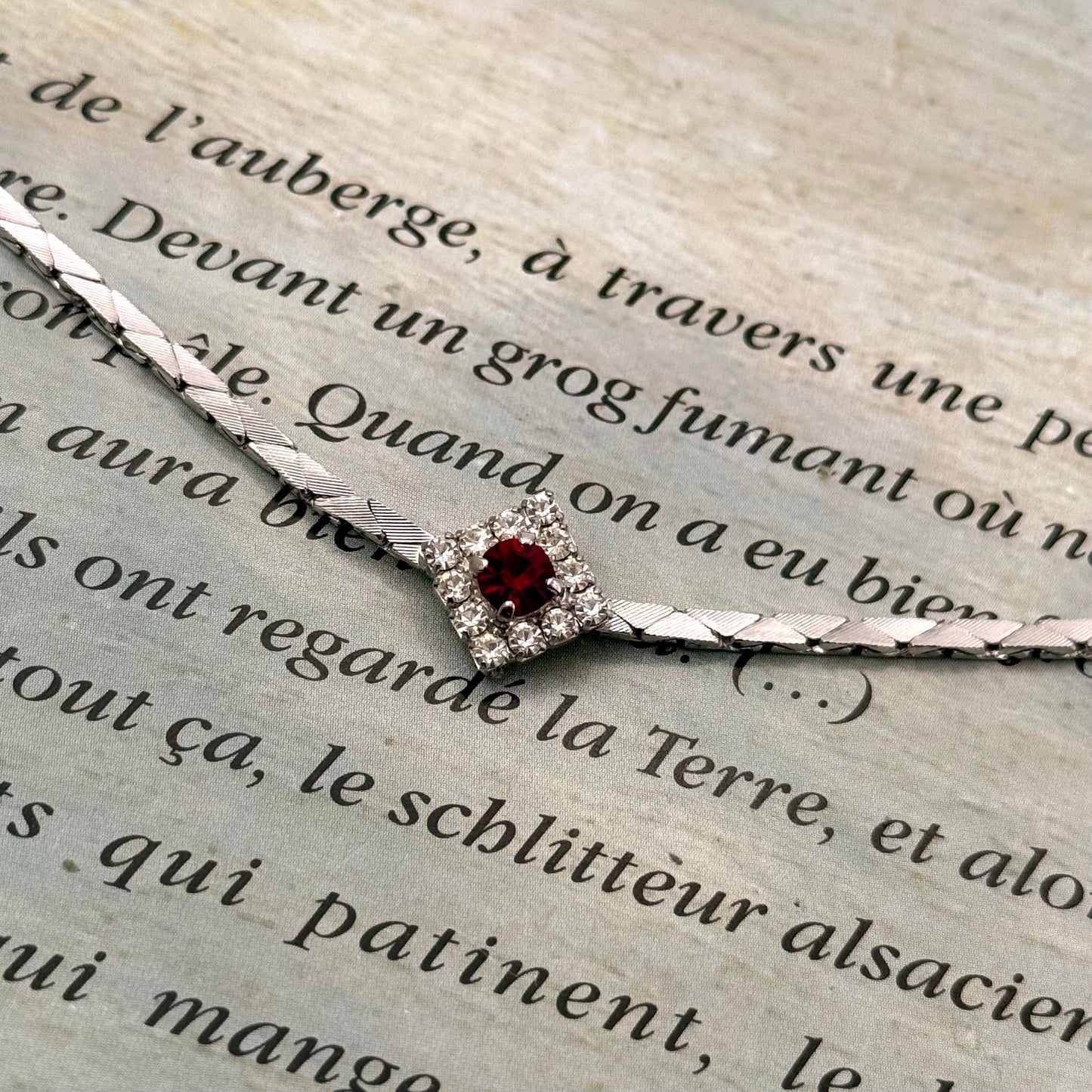 Sphinx İmzalı Vintage Kristal Kolye