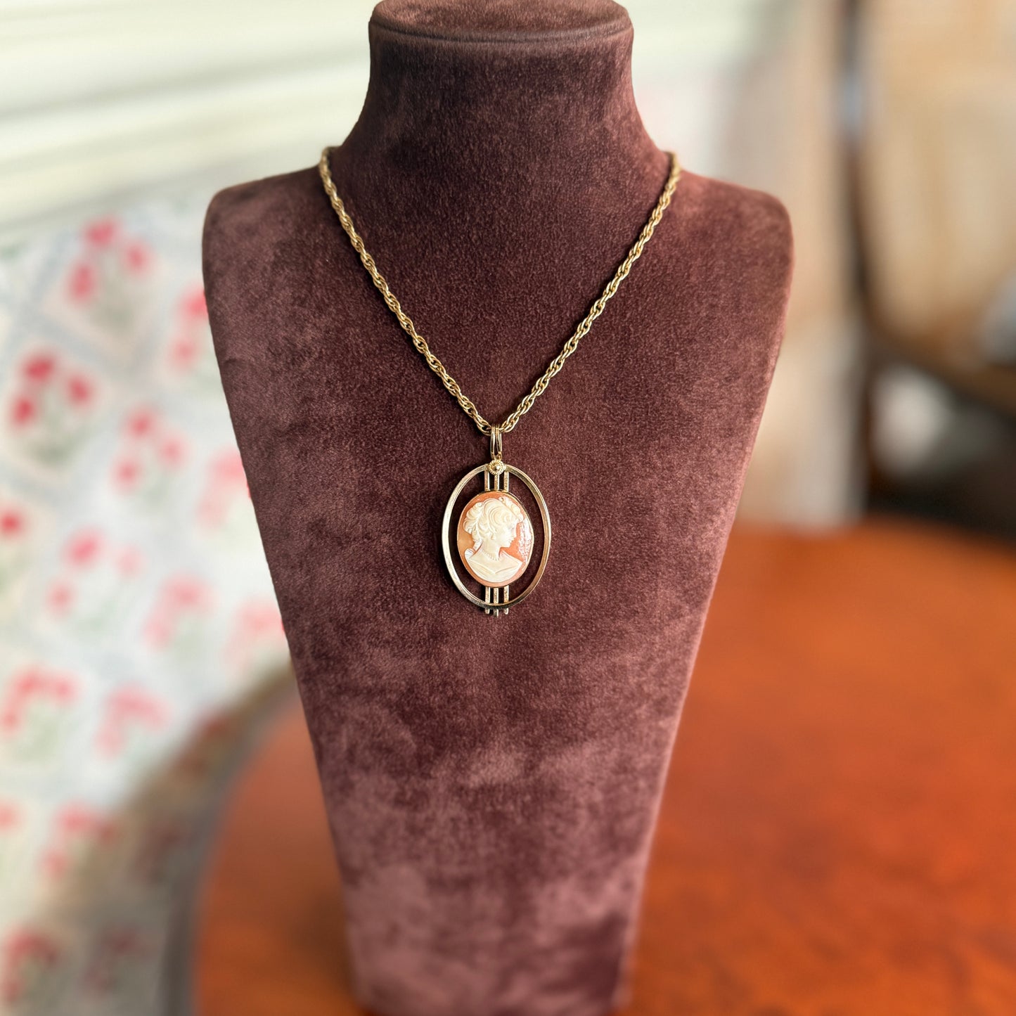 Vintage Cameo Kolye