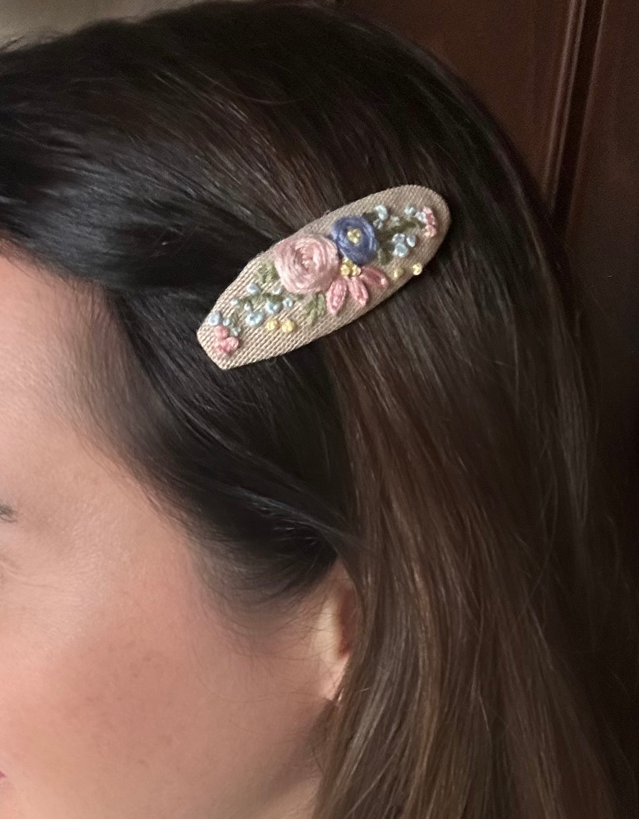 Blossoms El Yapımı Çiçekli Toka (Bej-pastel çiçekli)