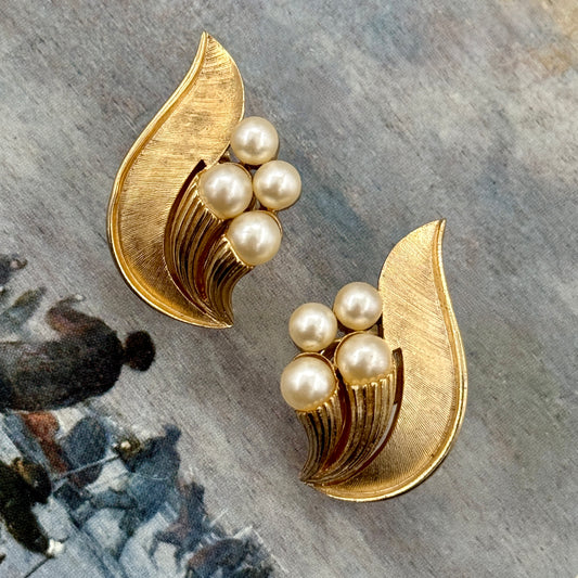 Trifari İmzalı Vintage İnci Küpe