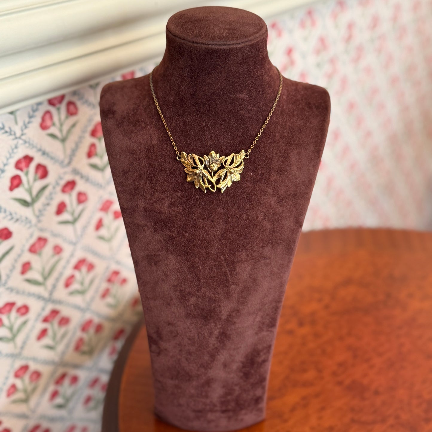 Vintage Floral Kolye