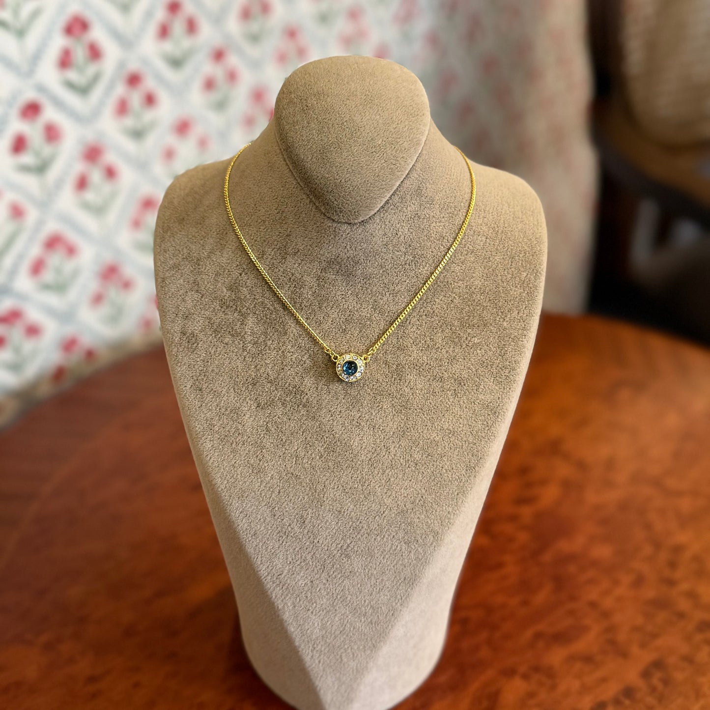 Vintage Sphinx Kolye