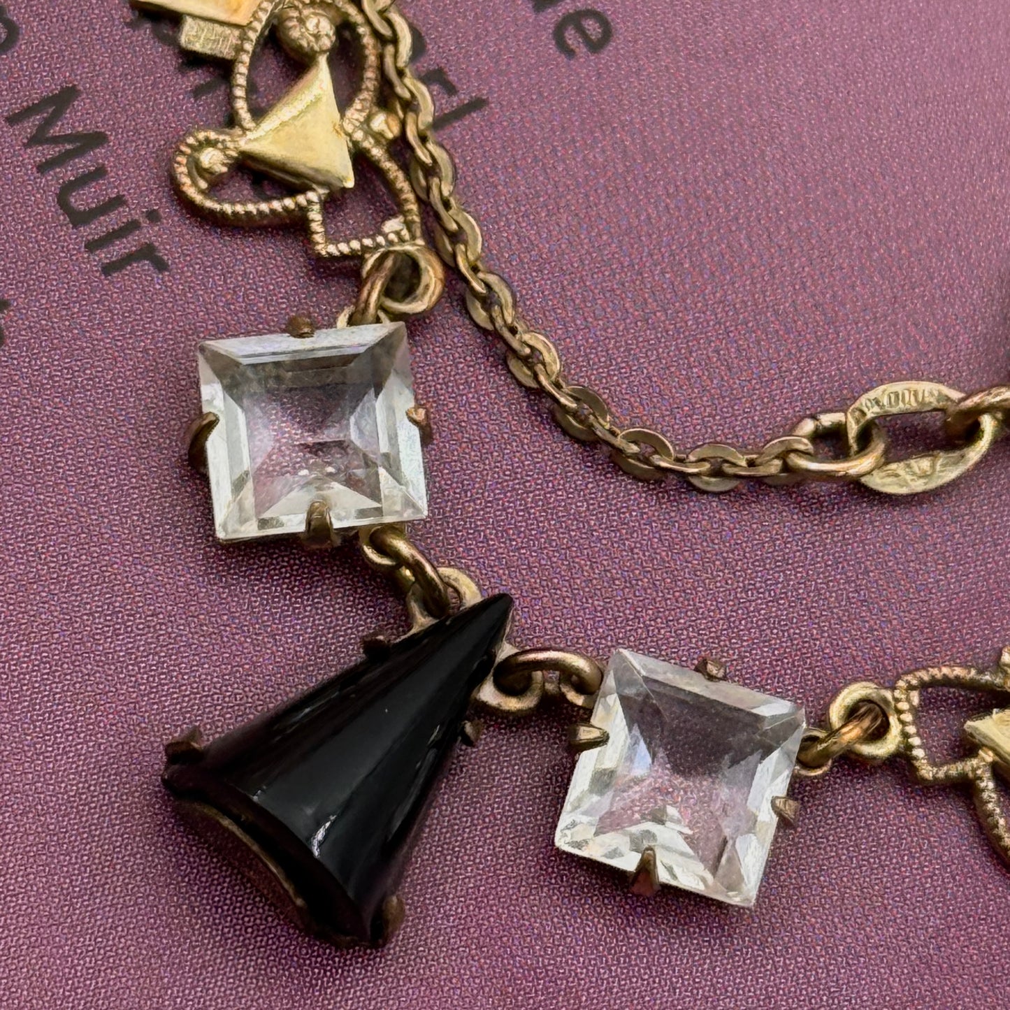 Vintage Art Deco Kolye