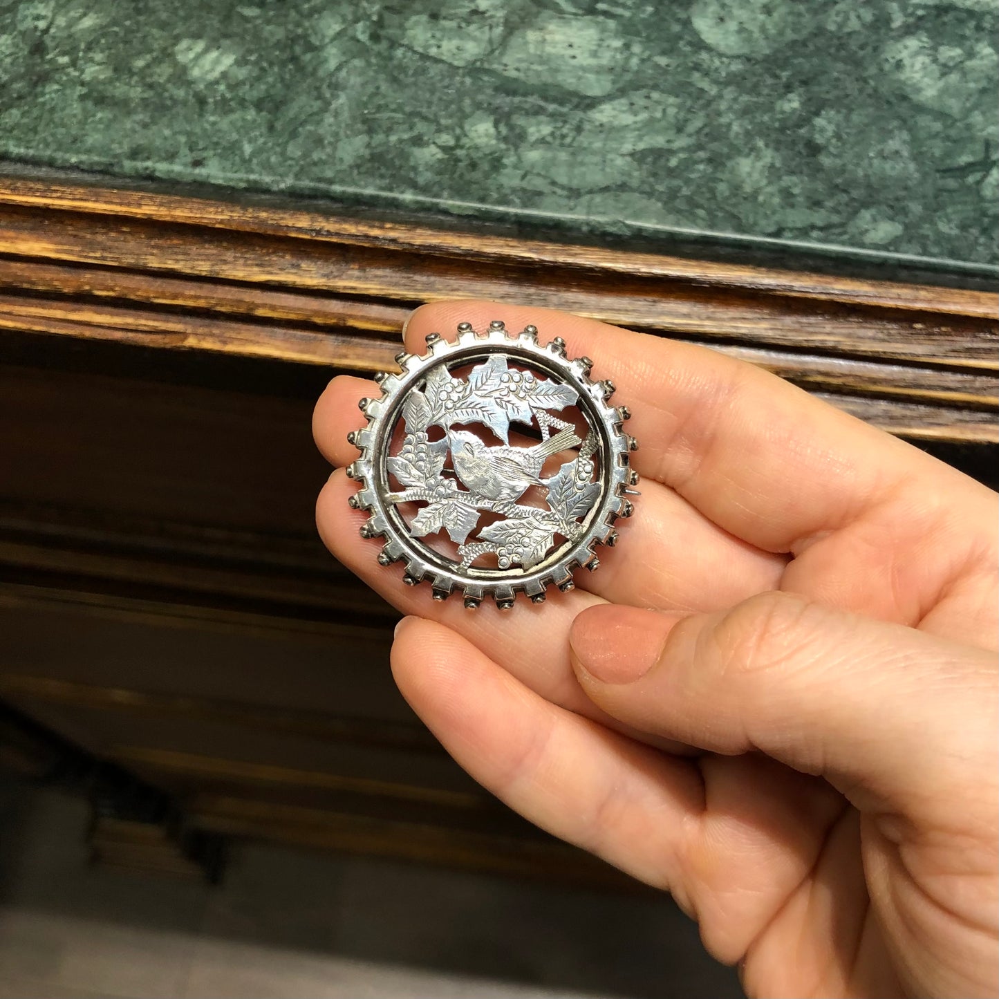 Vintage Kuş Figürlü Antika Gümüş Broş