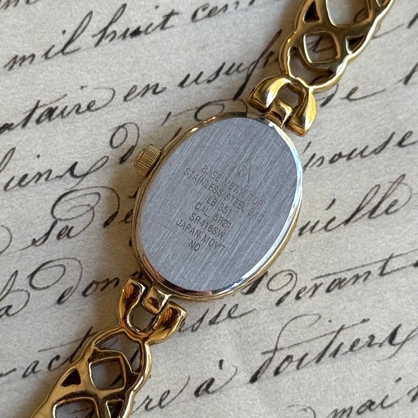 Accurist Vintage Saat