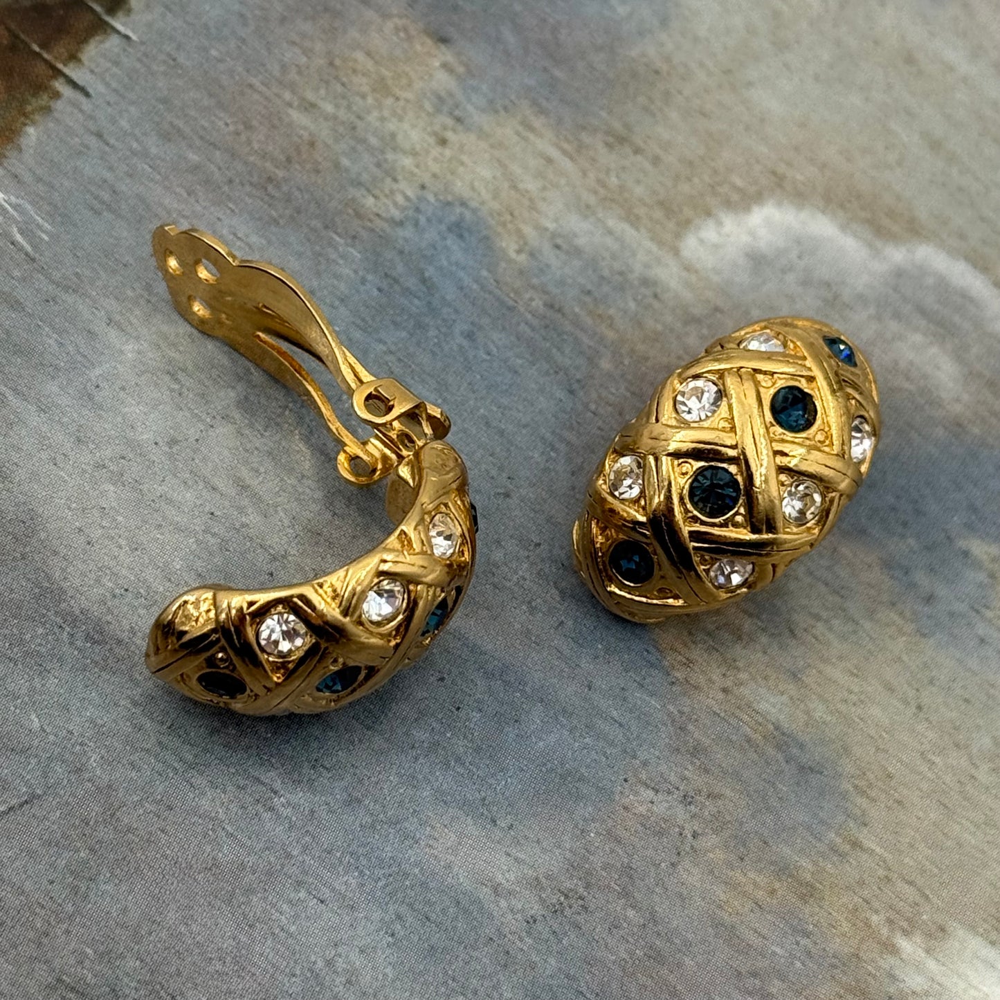 Vintage Lacivert Taşlı Örgü Küpe