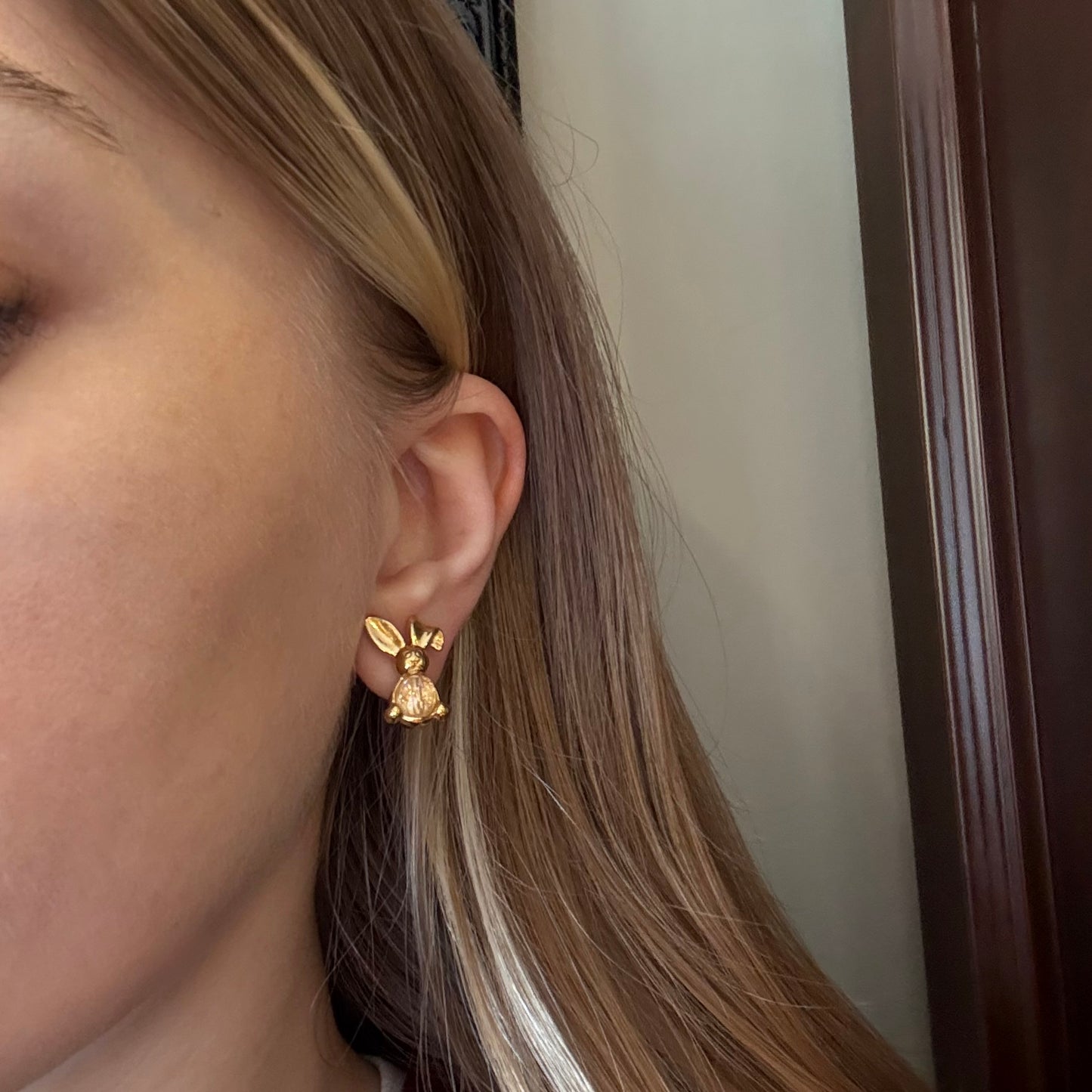 Vintage Tavşan Figürlü Kristal Küpe