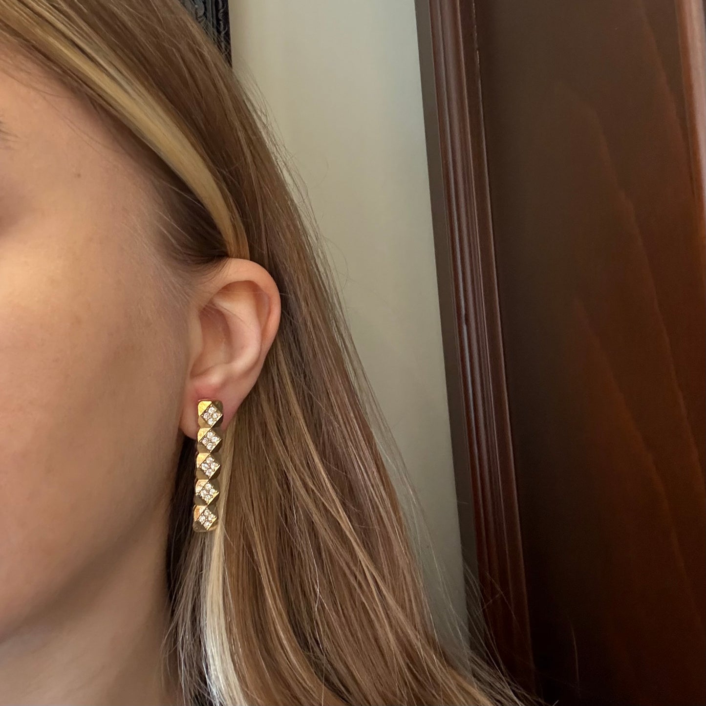 Sphinx İmzalı Vintage Kristal Taşlı Küpe