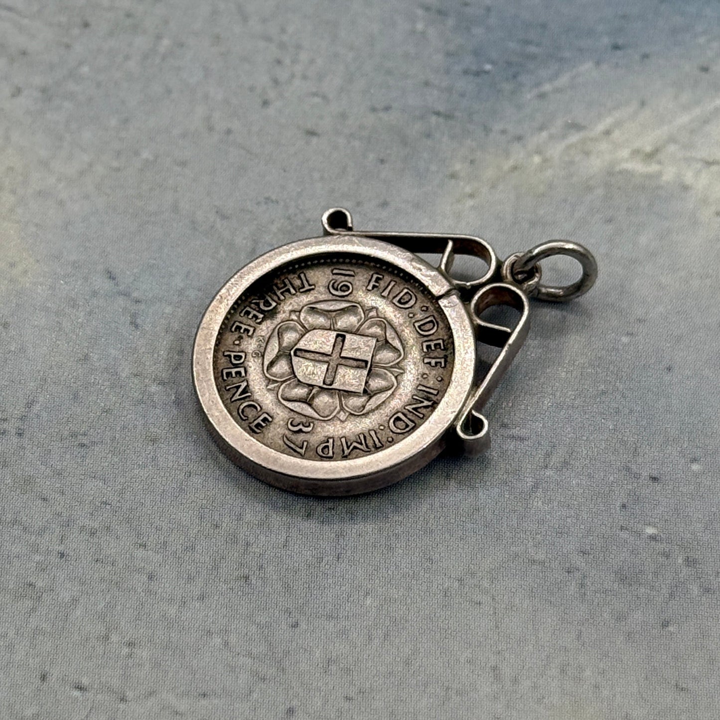 Vintage George VI Three Pence Kolye Ucu / Charm