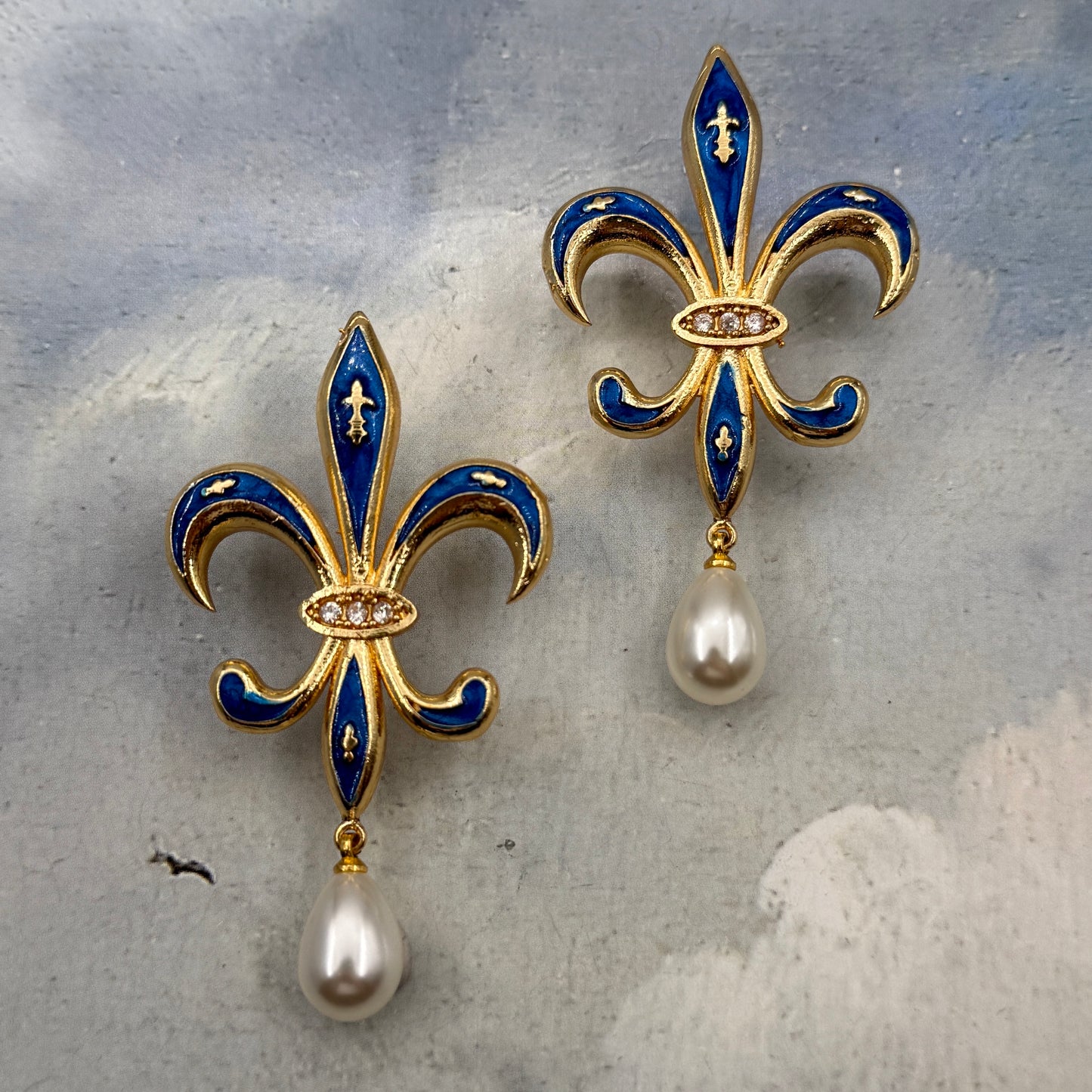 Fleur-de-lis Mavi Mineli Küpe