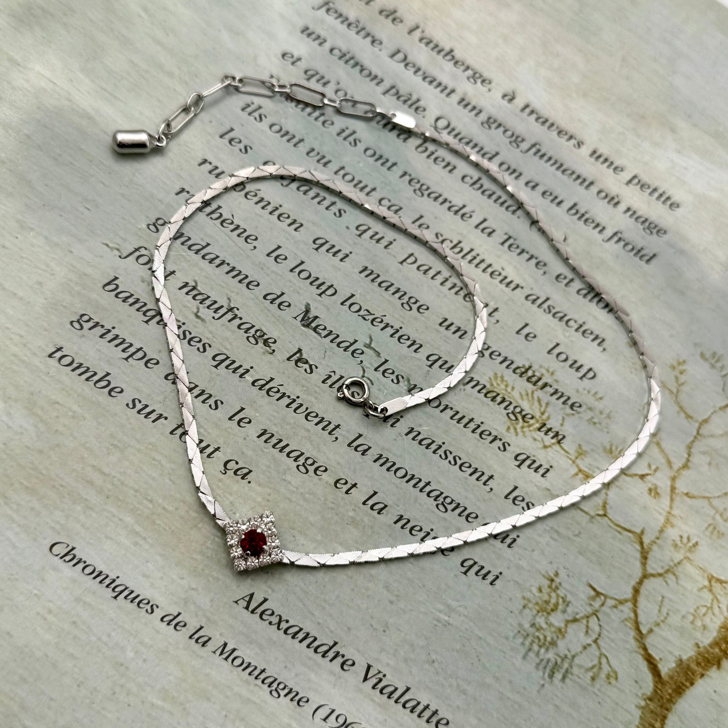 Sphinx İmzalı Vintage Kristal Kolye