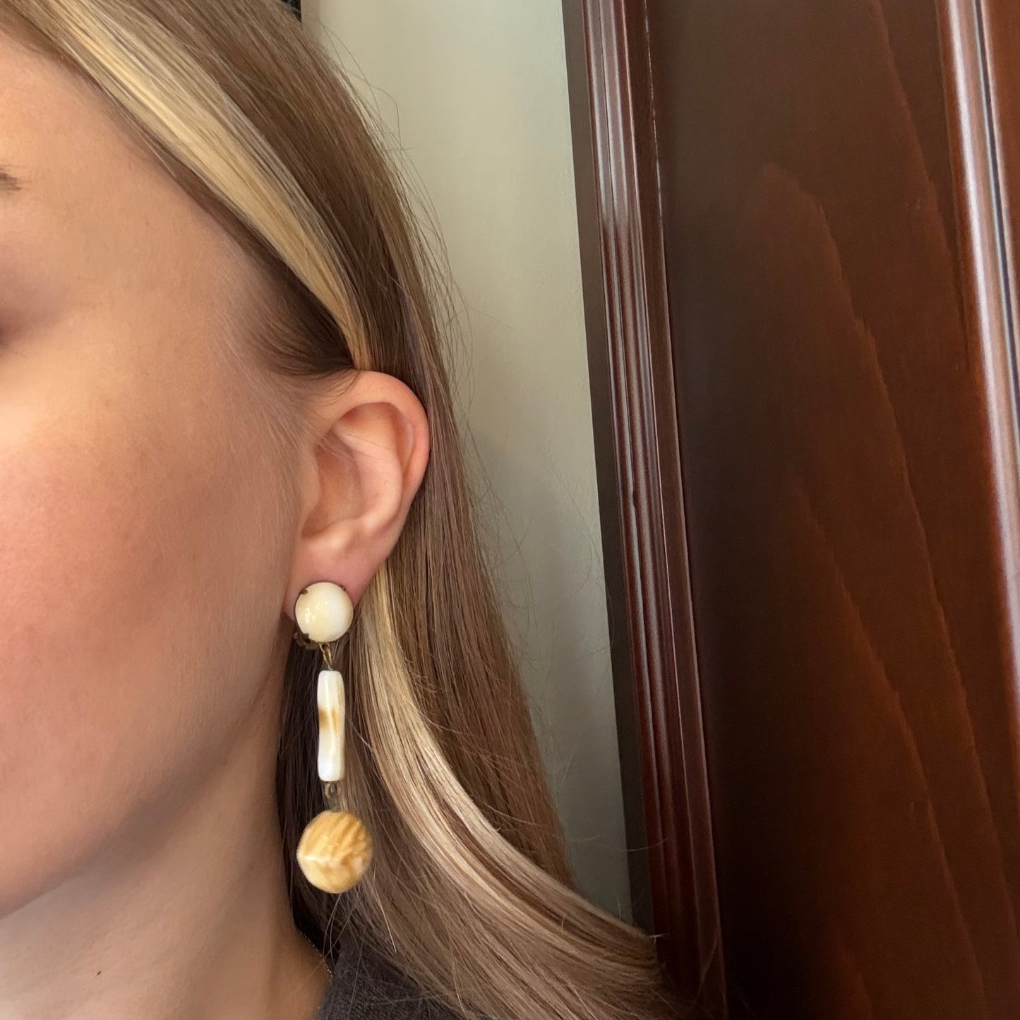 W.Germany İmzalı Kemik Vintage Küpe