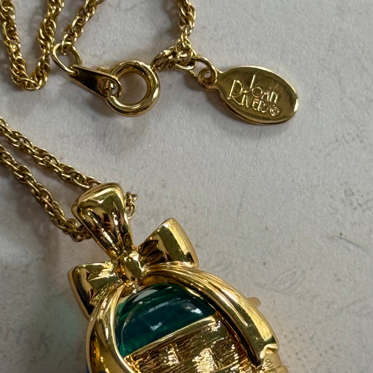 Joan Rivers İmzalı Vintage Yumurta Sepeti Kolye