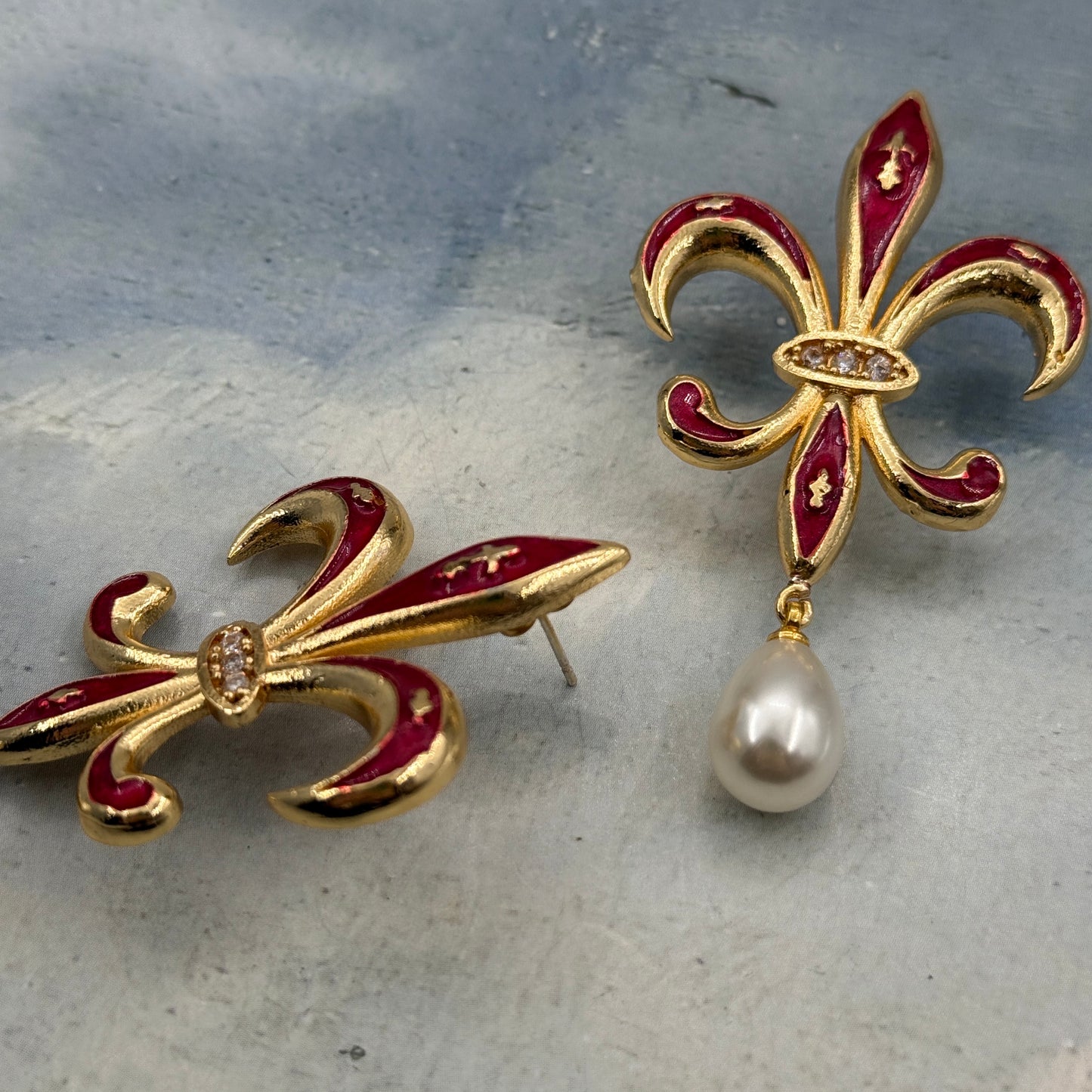 Fleur-de-lis Mineli Küpe