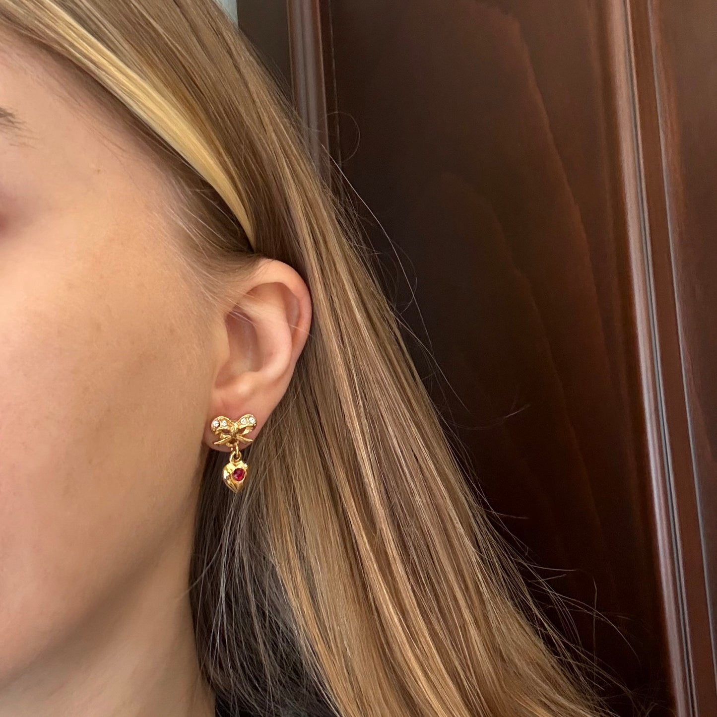 Vintage Fiyonk Kalpli Küpe