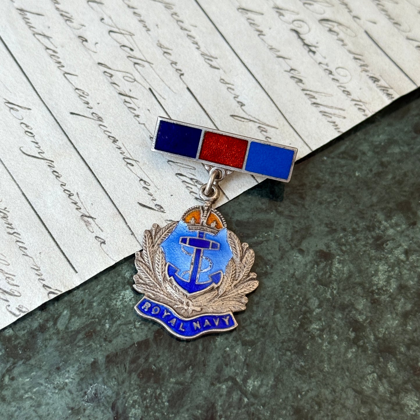 Vintage Royal Navy Mineli Broş