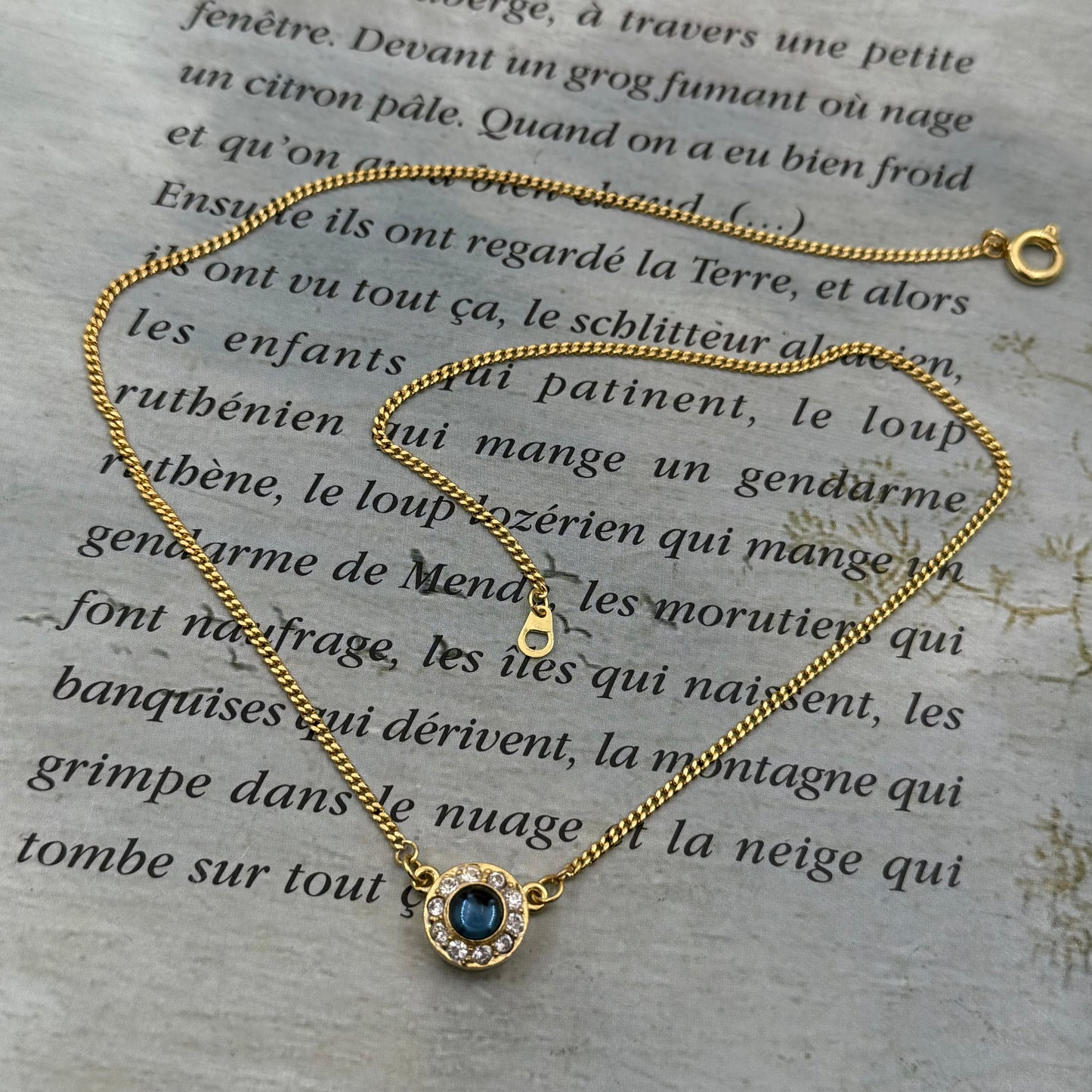 Vintage Sphinx Kolye