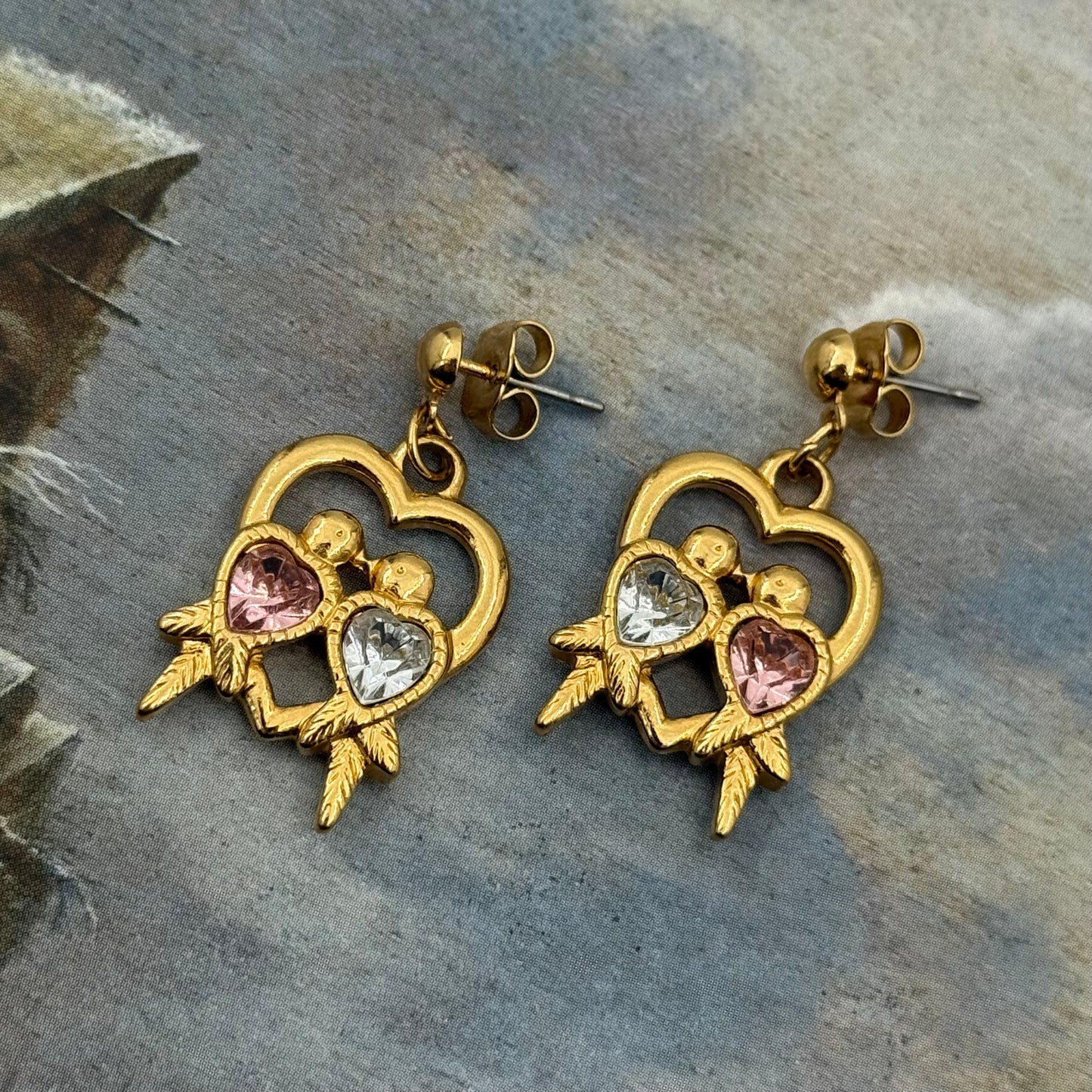 Vintage Kuş Figürlü Kalpli Küpe