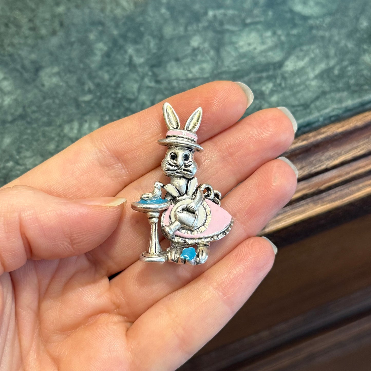 Danecraft İmzalı Tavşan Broş