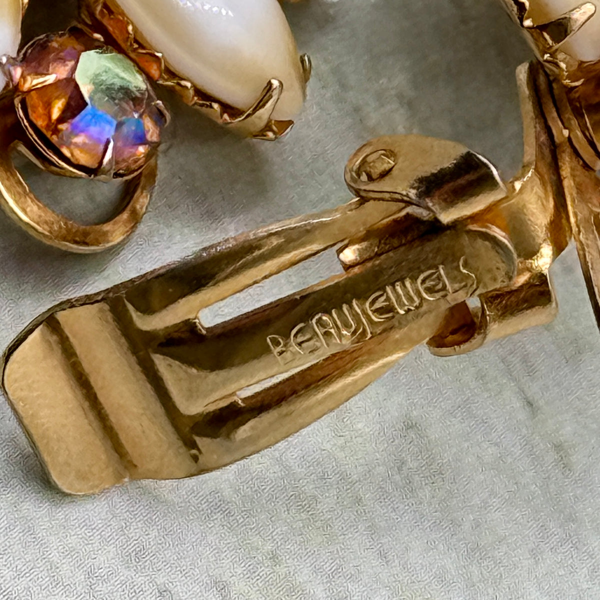 Beau Jewels İmzalı Vintage Küpe