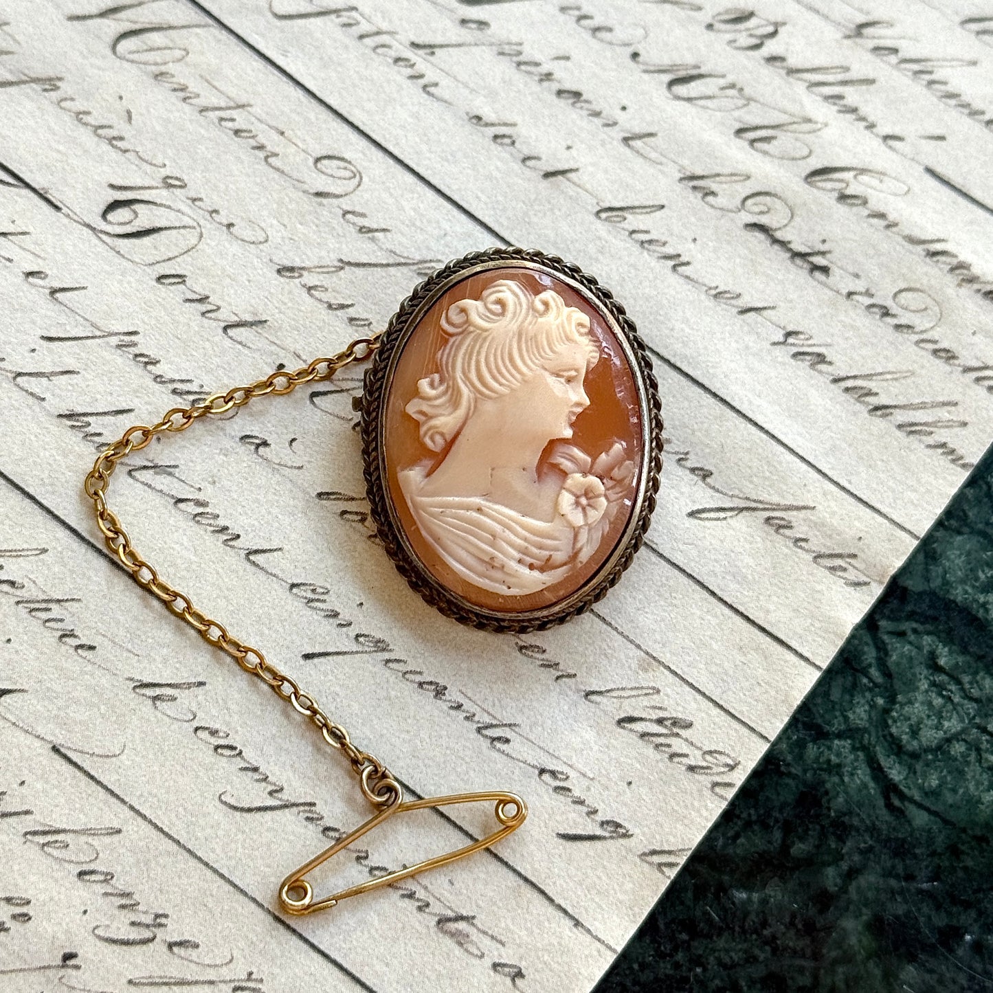 Vintage Cameo Broş / Kolye Ucu