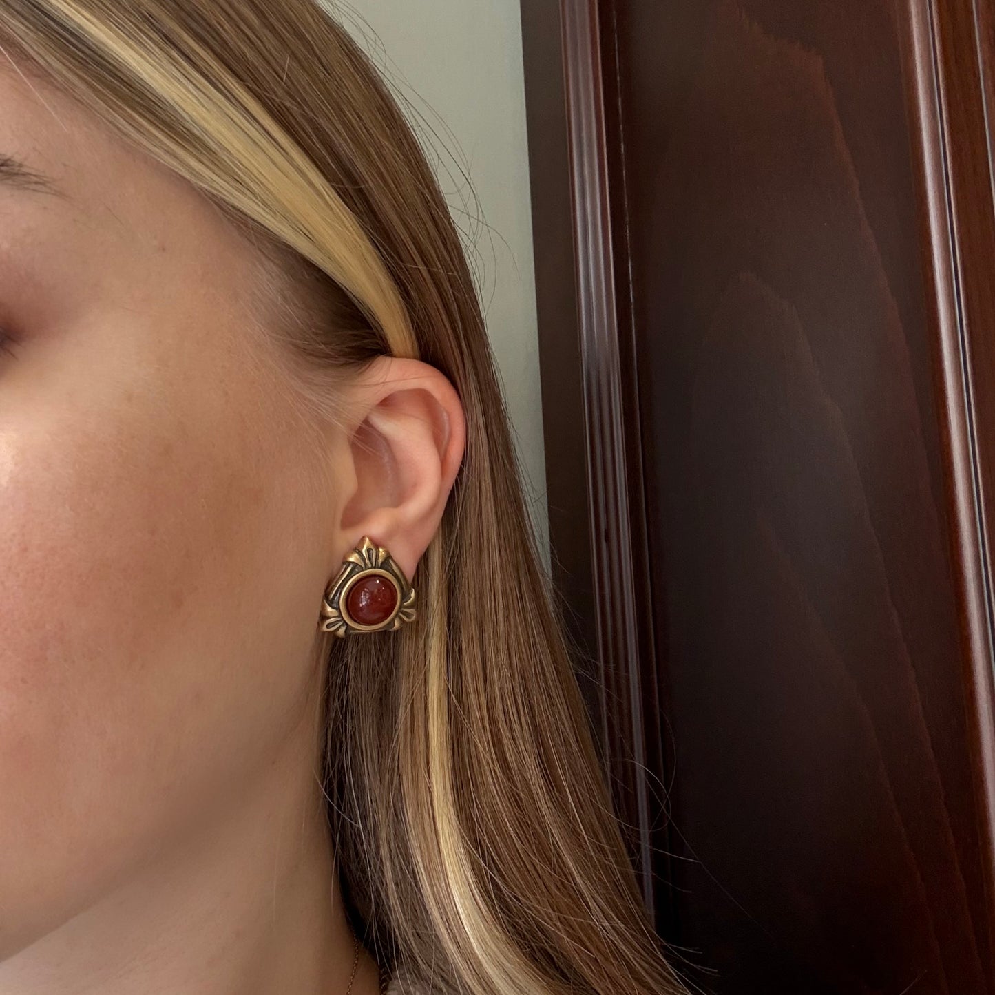 Monet İmzalı Vintage Üçgen Küpe