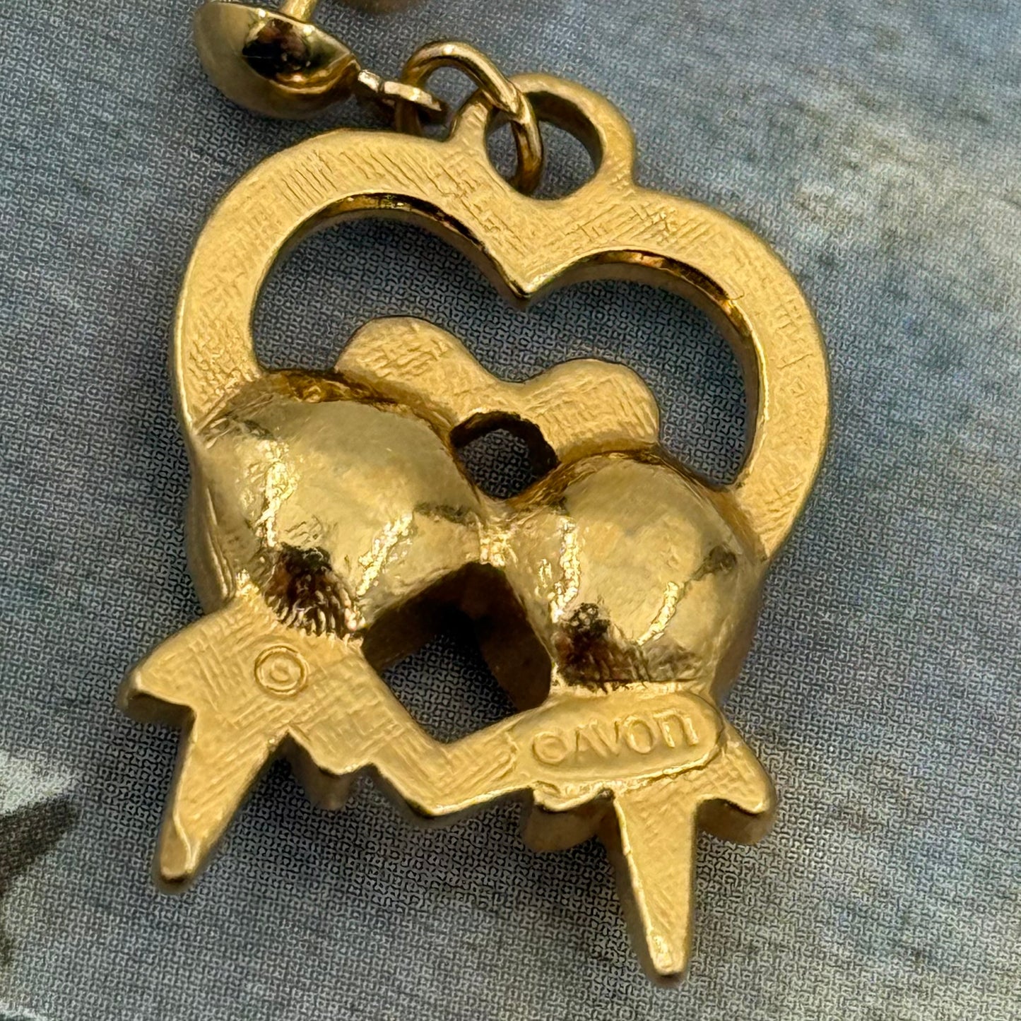 Vintage Kuş Figürlü Kalpli Küpe