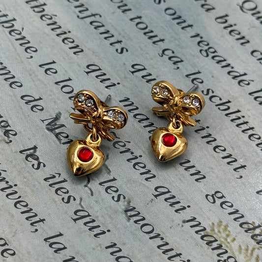 Vintage Fiyonk Kalpli Küpe