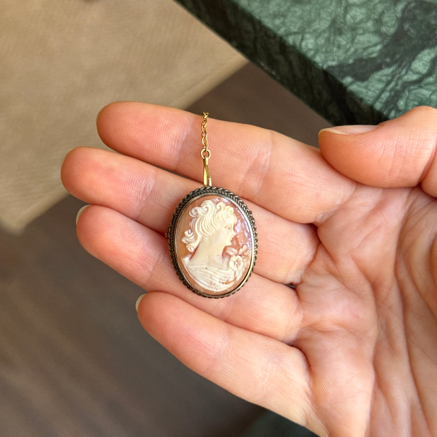 Vintage Cameo Broş / Kolye Ucu